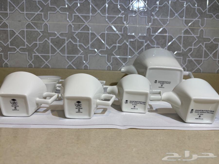 طقم الخطوط السعودية64572705798787110