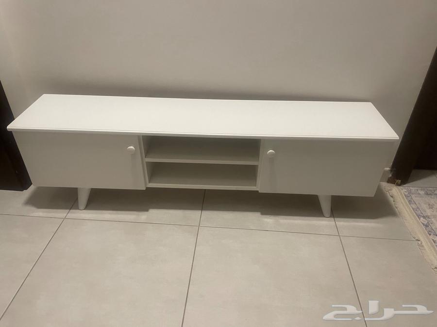 طاوله تلفزيون جديدة غير مستعمله64573615551875113