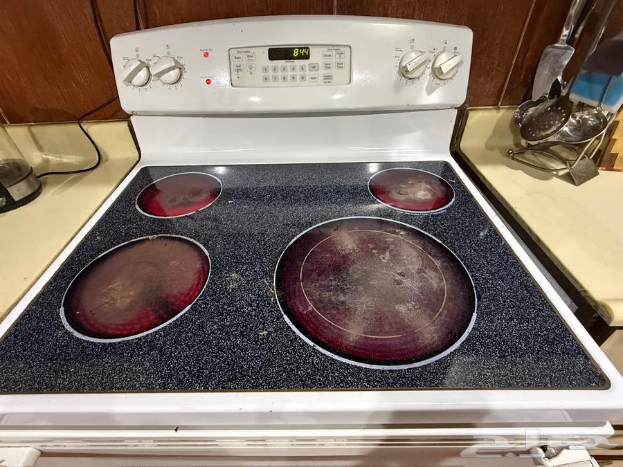 موقد طهو سيراميك كهربائي من 4 شعلات أبيض64574383463939110