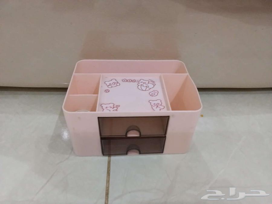 Small portable drawer for office.. Bomb Youth panel64574635471361110