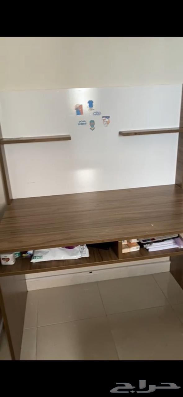 مكتب خشبي كبير64583094716930110