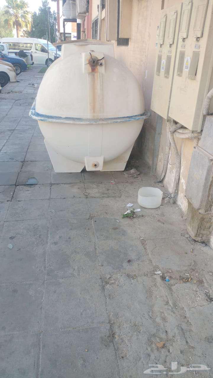 2 خزان مياه 1500 لتر .64588161270787111
