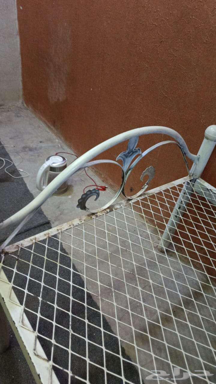 اثاث مستعمل للبيع كراسي وثلاجات ودولاب غرفة نوم64583372279553111