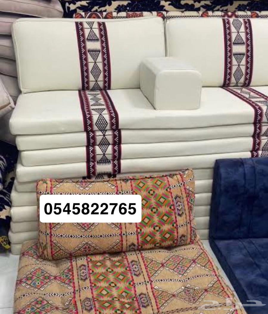 جلسات شعبية طقم وحرف L64595489571586111