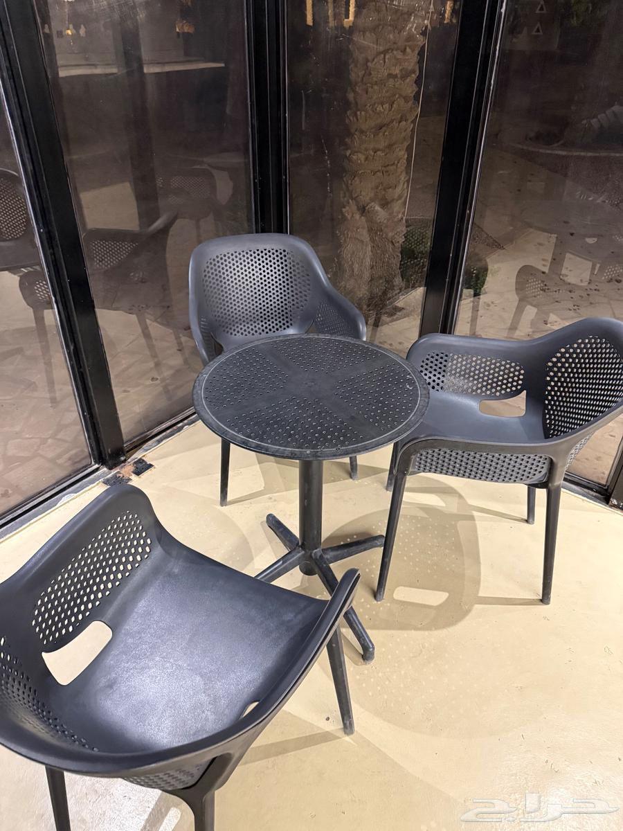 طاولات وكراسي خارجيه64592553031681110