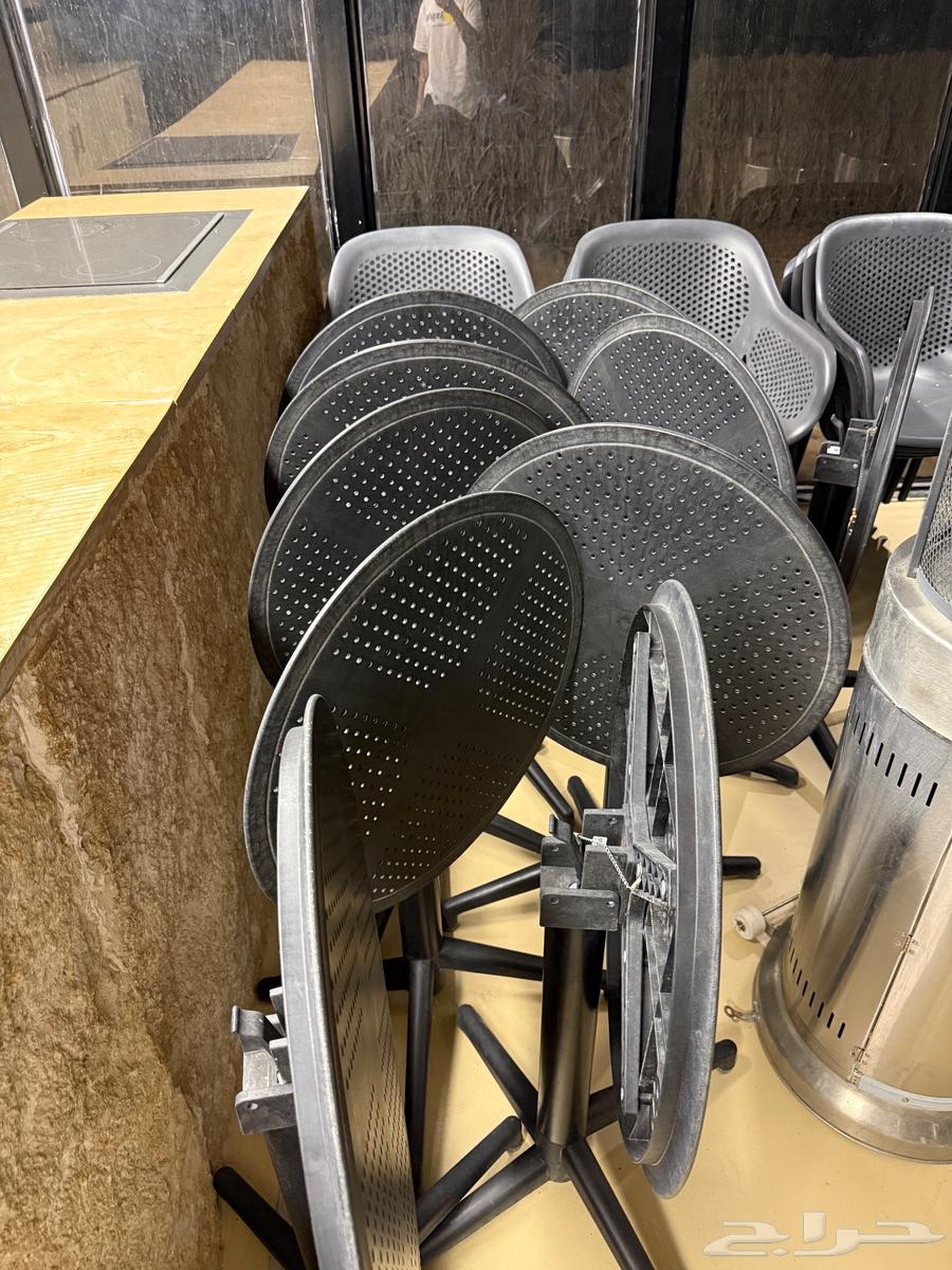 طاولات وكراسي خارجيه64592553031681111