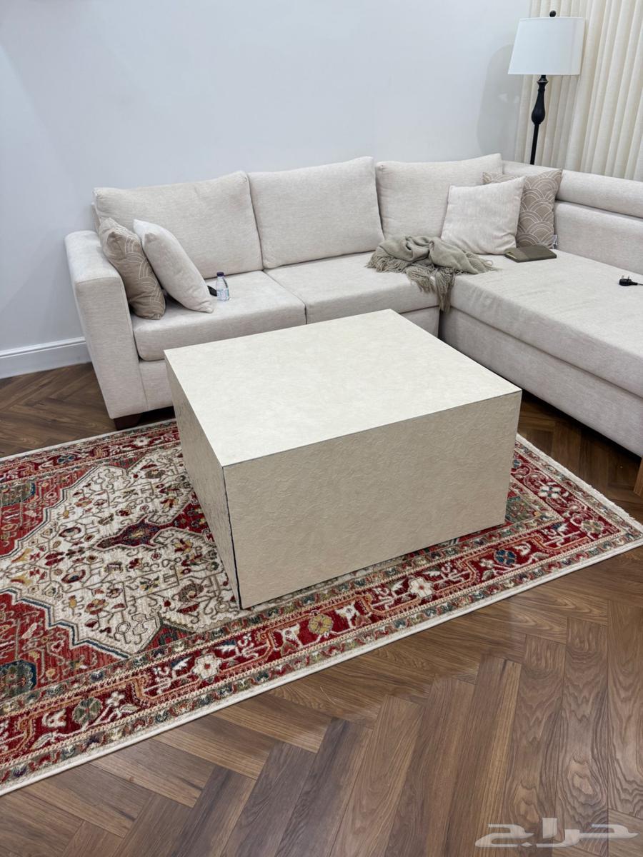 طاولة ضيافة مربعه للبيع64583739492609110