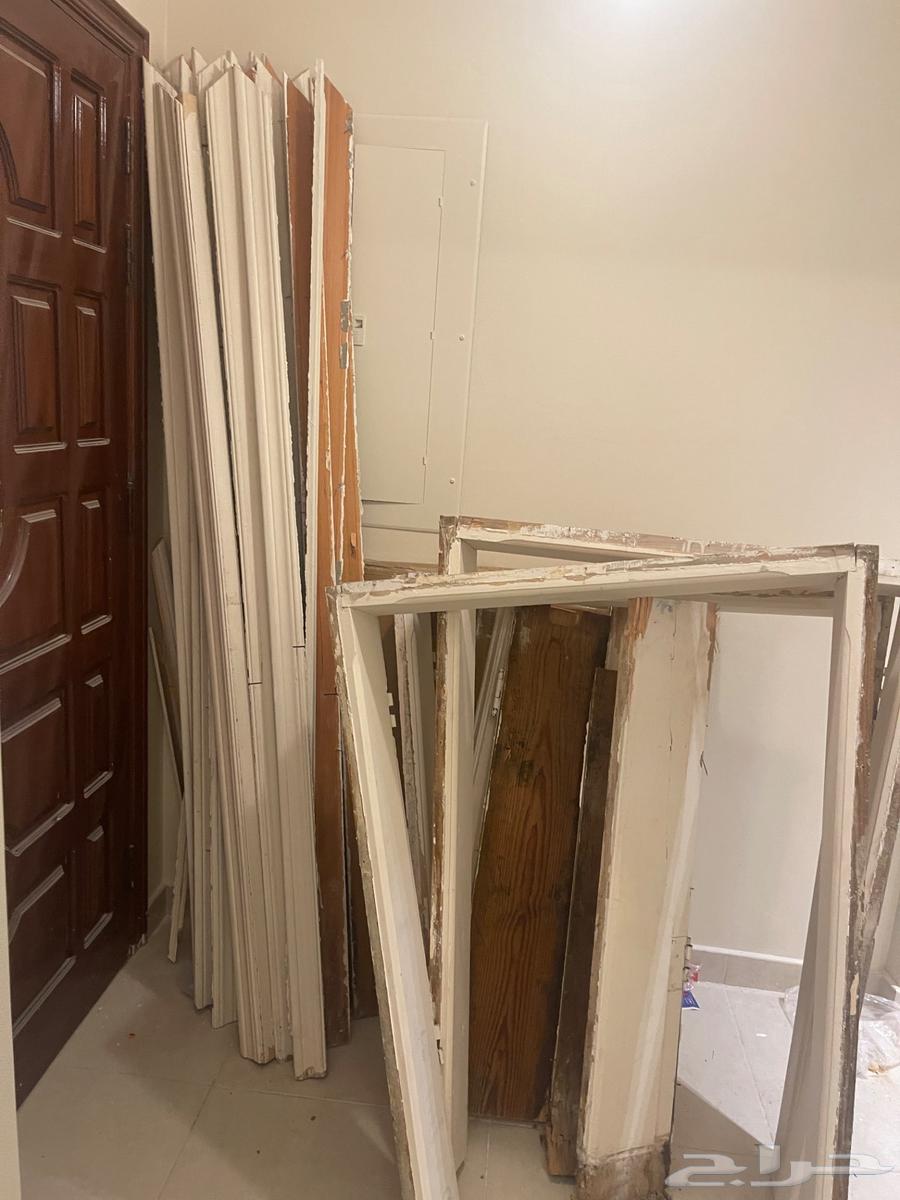 الباب ب100 ريال ابواب خشب ابيض مستعمل للبيع64584021683075111