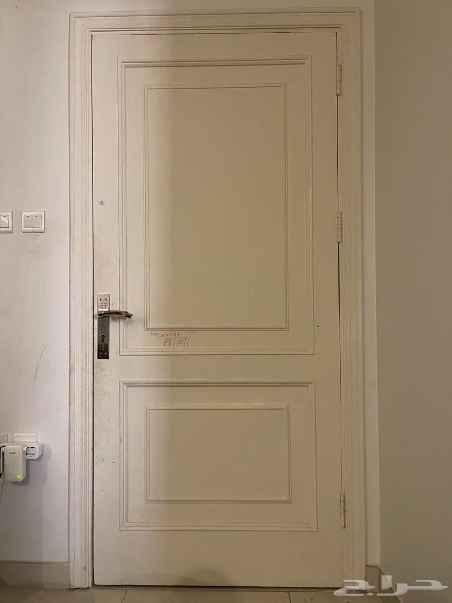 الباب ب100 ريال ابواب خشب ابيض مستعمل للبيع64584021683075110