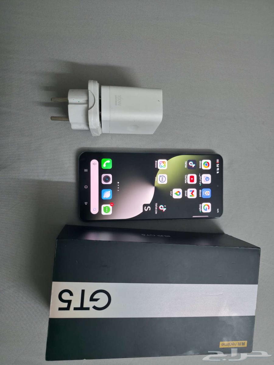 Realme GT564587962677889112