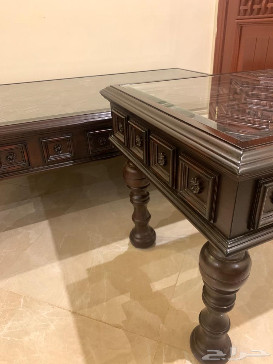 طقم طاولة مجلس كبيرة لون بني داكن   عدد 2 طاولة جانبية64585509271298111