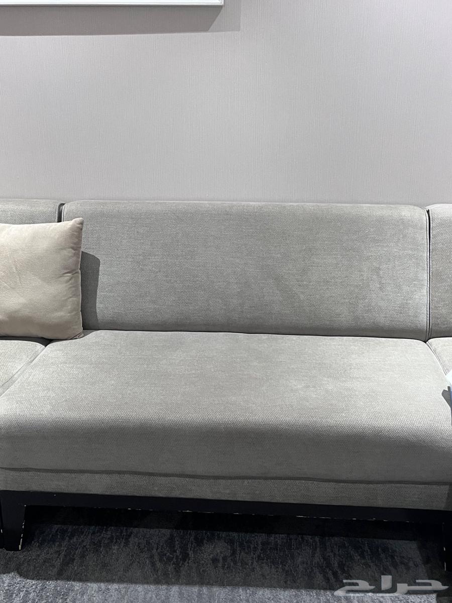 كنت حرف L للبيع بي 300 ريال64585646522753110