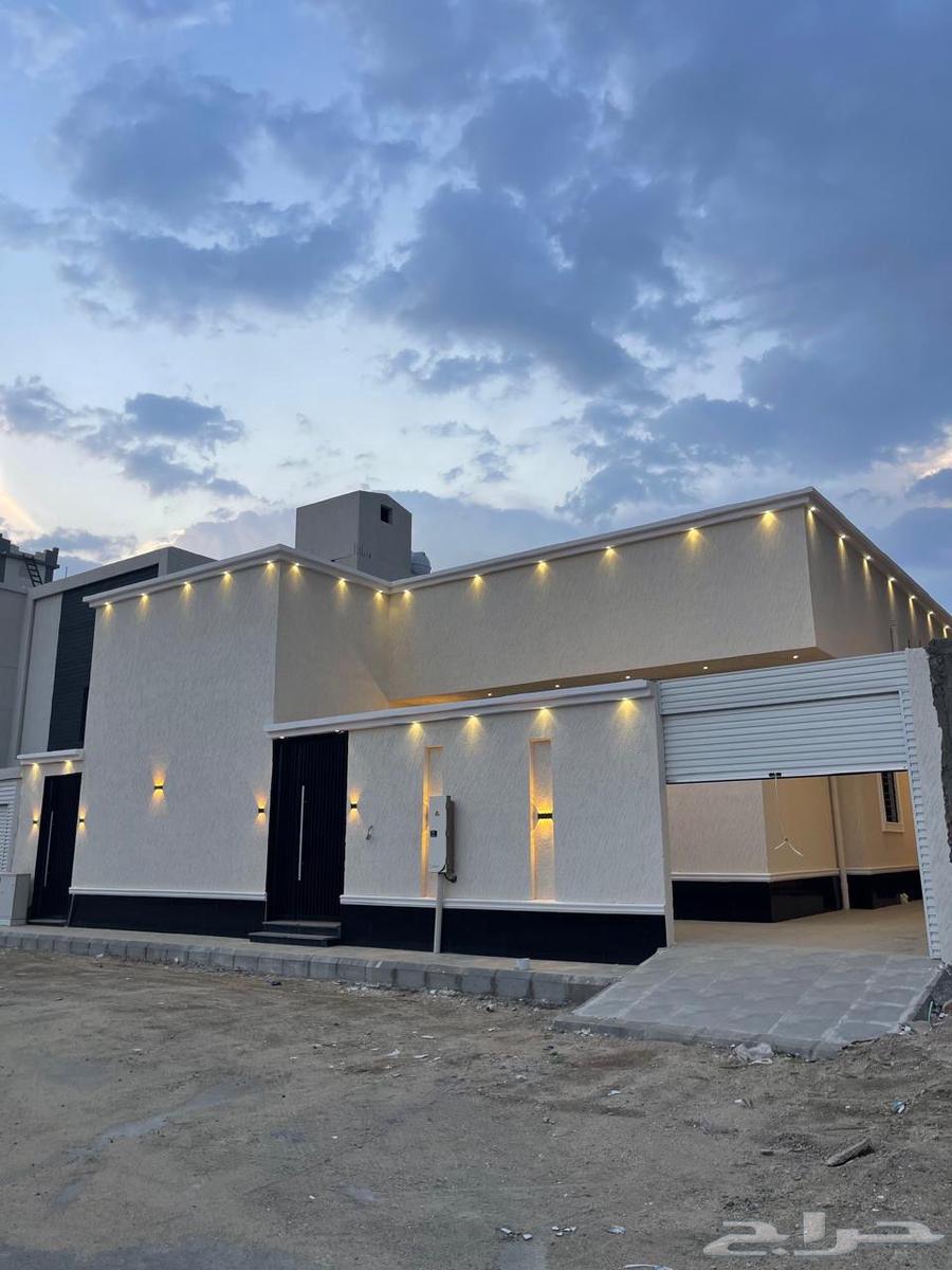 For sale: two apartments and an annex unit in Al-Iskan neighborhood by the founder64146158791553110
