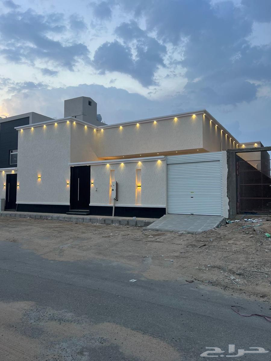 For sale: two apartments and an annex unit in Al-Iskan neighborhood by the founder64146158791553111
