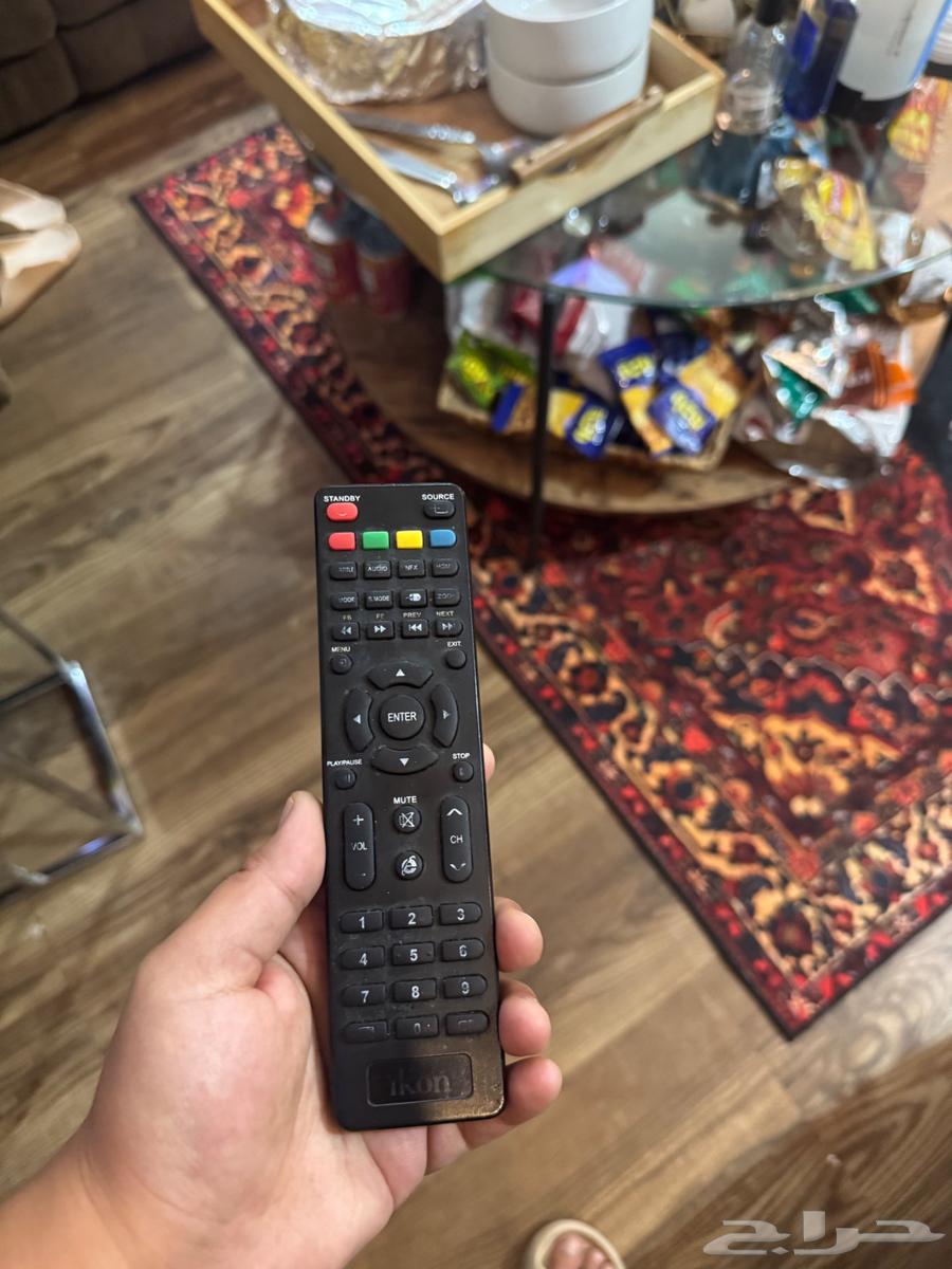 تلفاز ikon 65 بوصه للبيع اسعمال خفيف مع ستاند التلفزيون64586239132803111