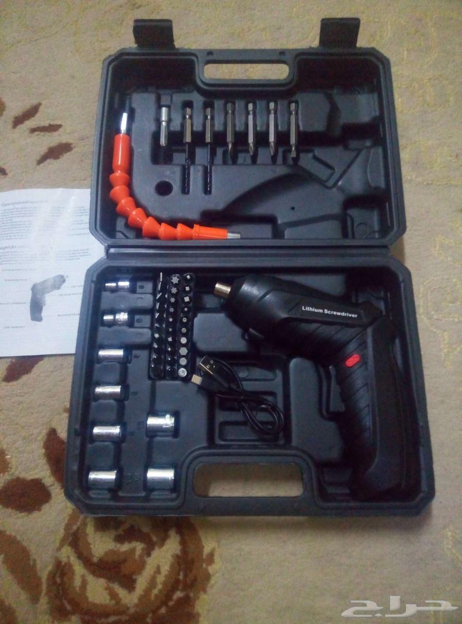 Disassembly and assembly drill64156270440451110