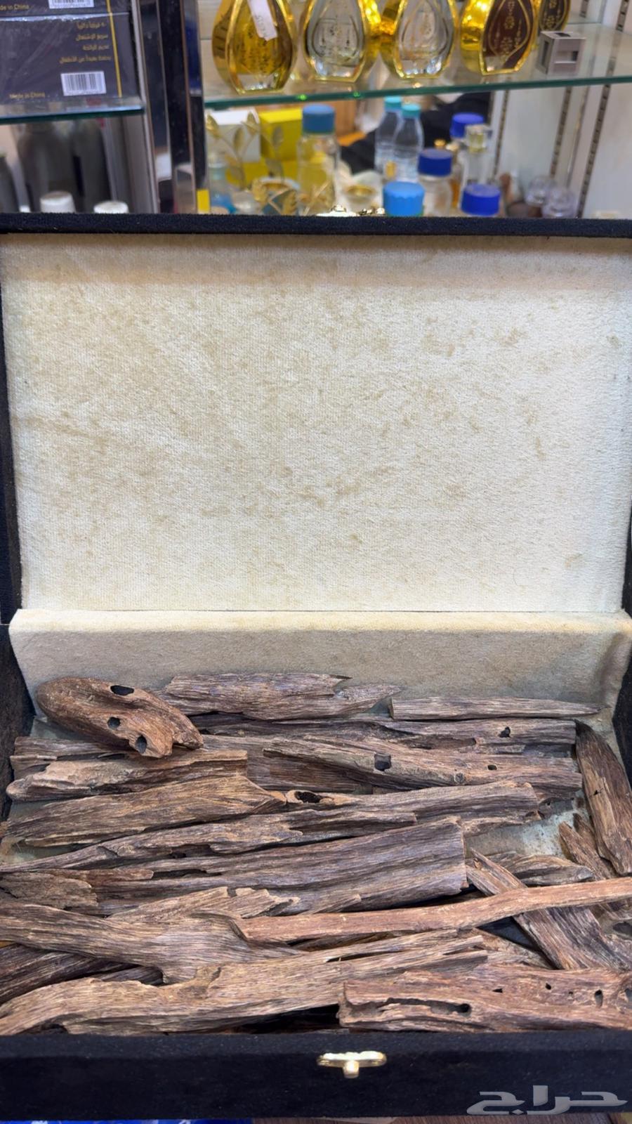 عود هندي طبيعي  بيع بسعر جمله64580527335682113