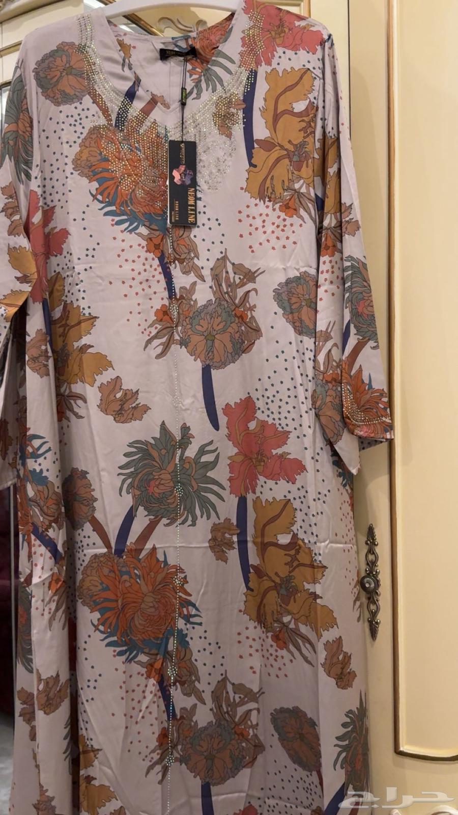 جلابية حرير فخمة (مخور )64588843631875110