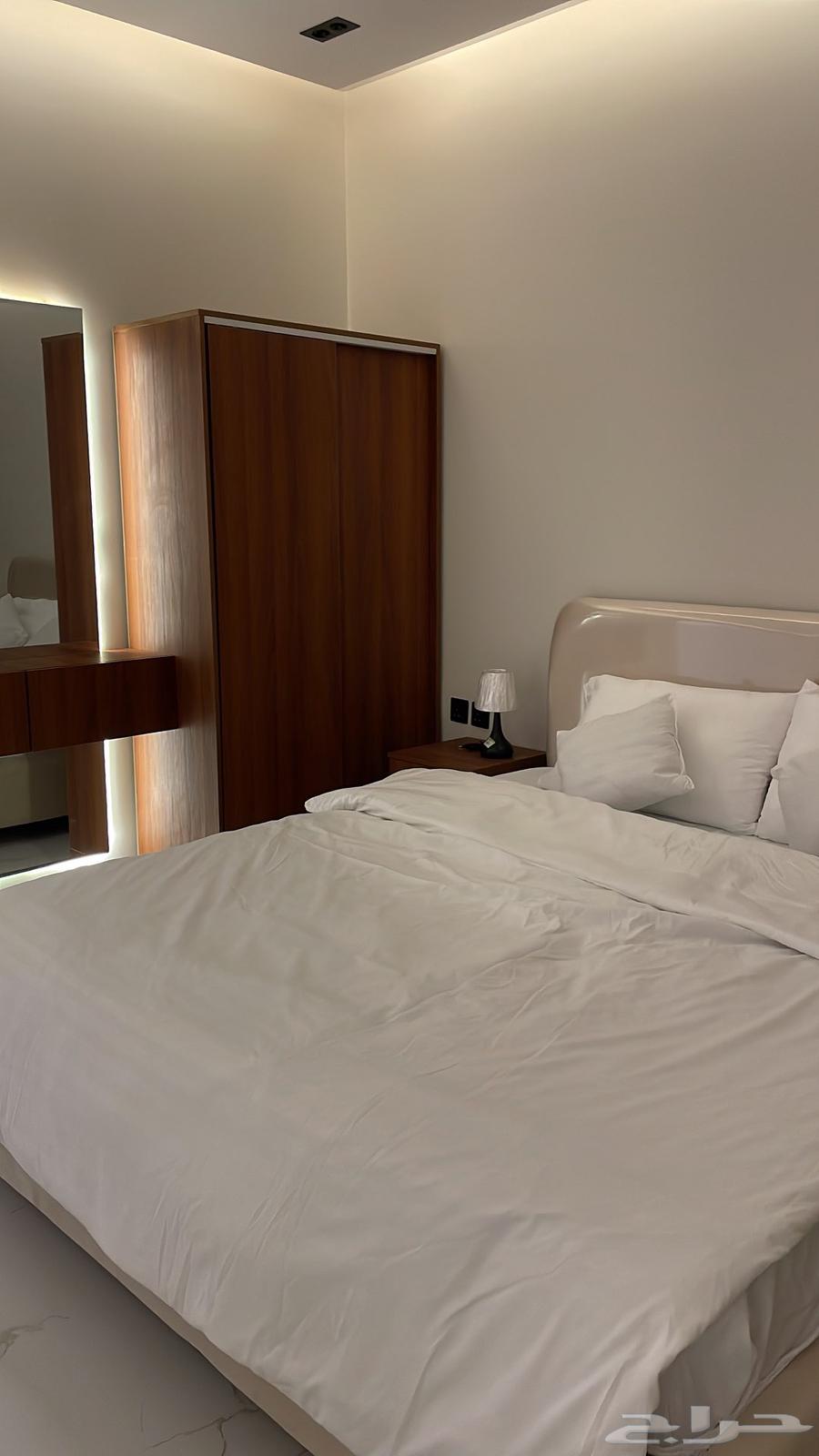 اثاث استديو كامل للبيع جديد لم يستخدم64583513343875114