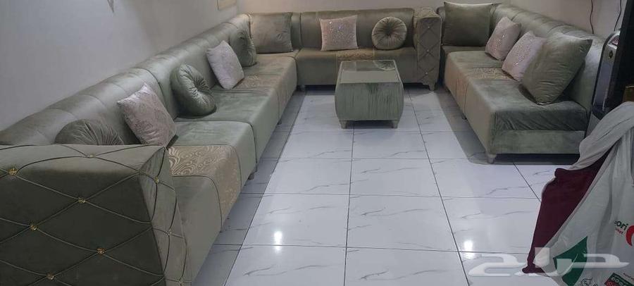 للبيع طقم كنب لون أخضر فاتح64585167217155110