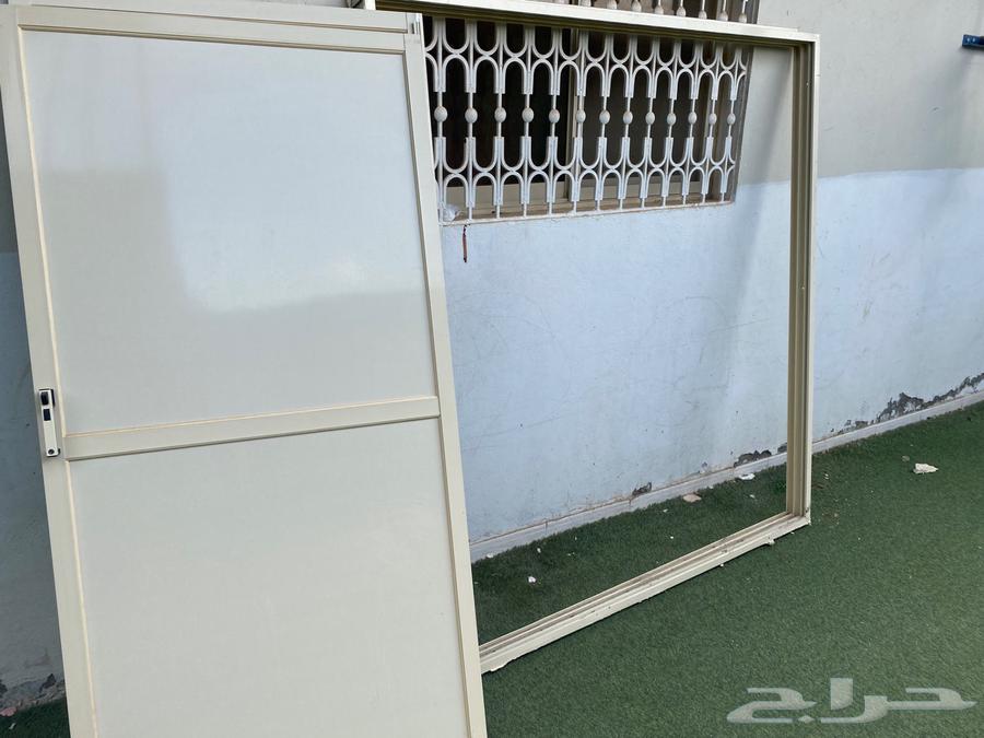 باب المنيوم سحاب لون بيج جديد لا يوجد به عيوب64583011865217110