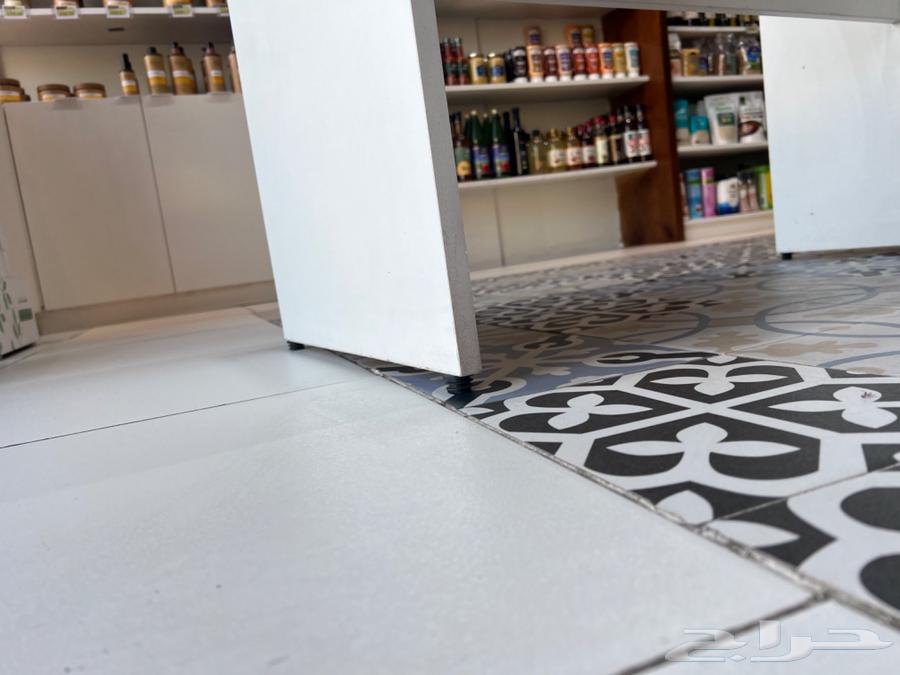 مكتب بدون ادراج64583725337603110