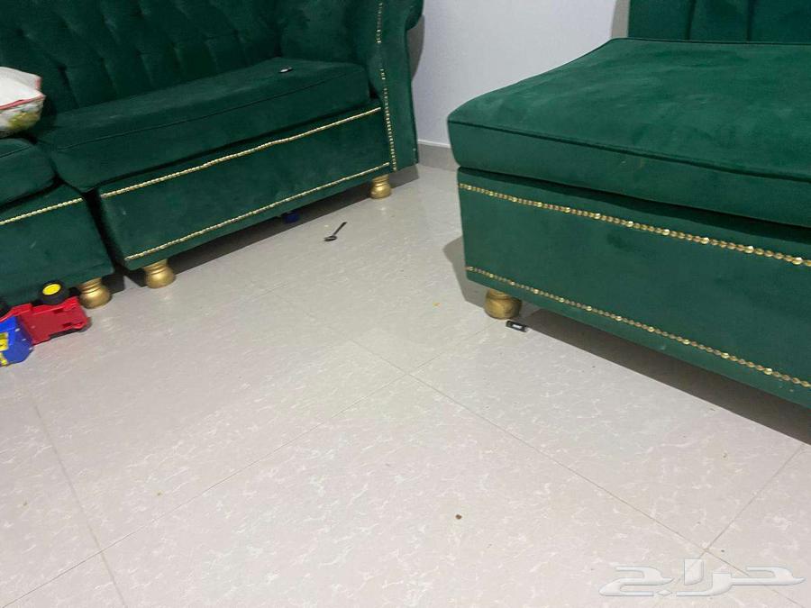 غرفة نوم ومجلس ومكيف وسراير64583951098625110