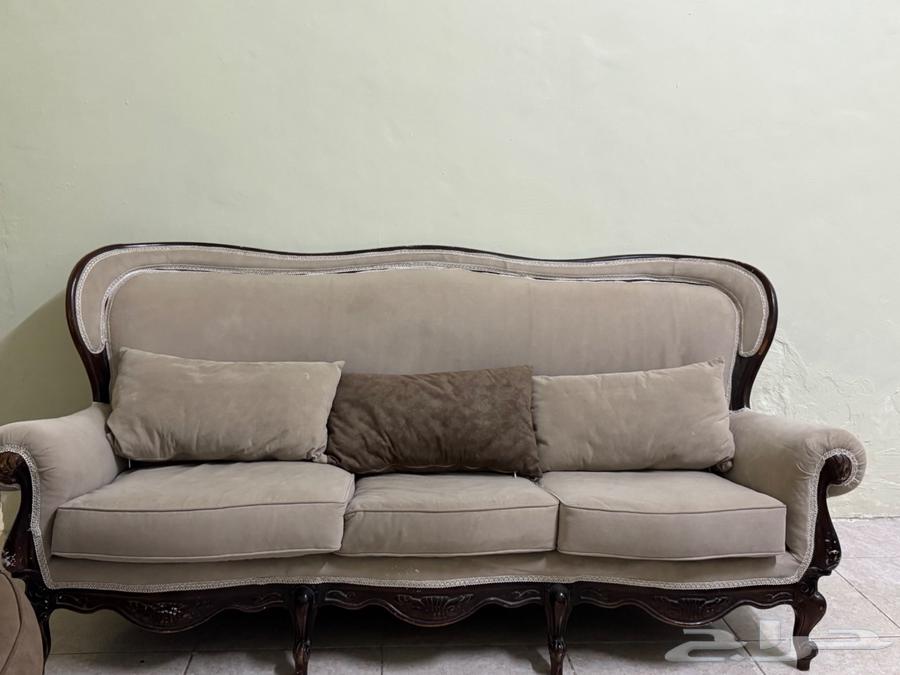 كنب شبه نضيف متجدد قريب64584050220034110