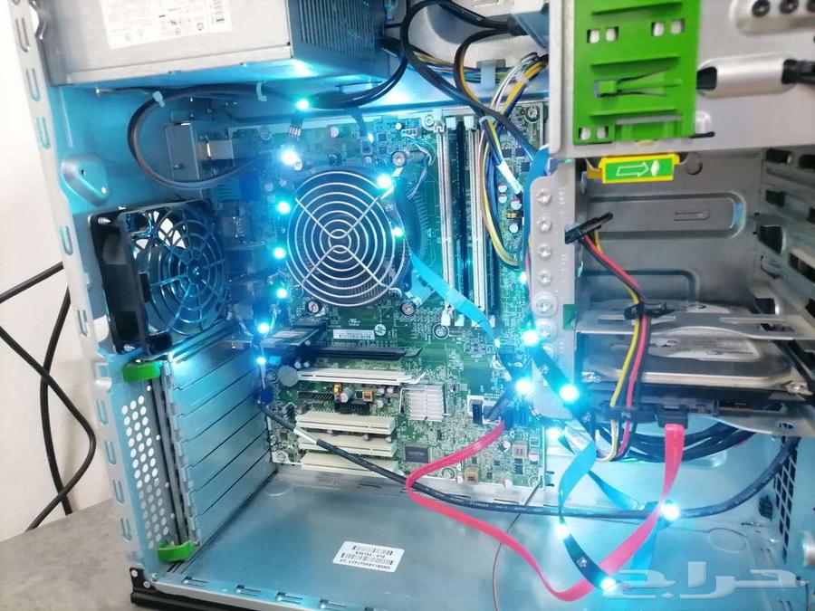 Desktop computer with screen and lighting for sale64584178153857111