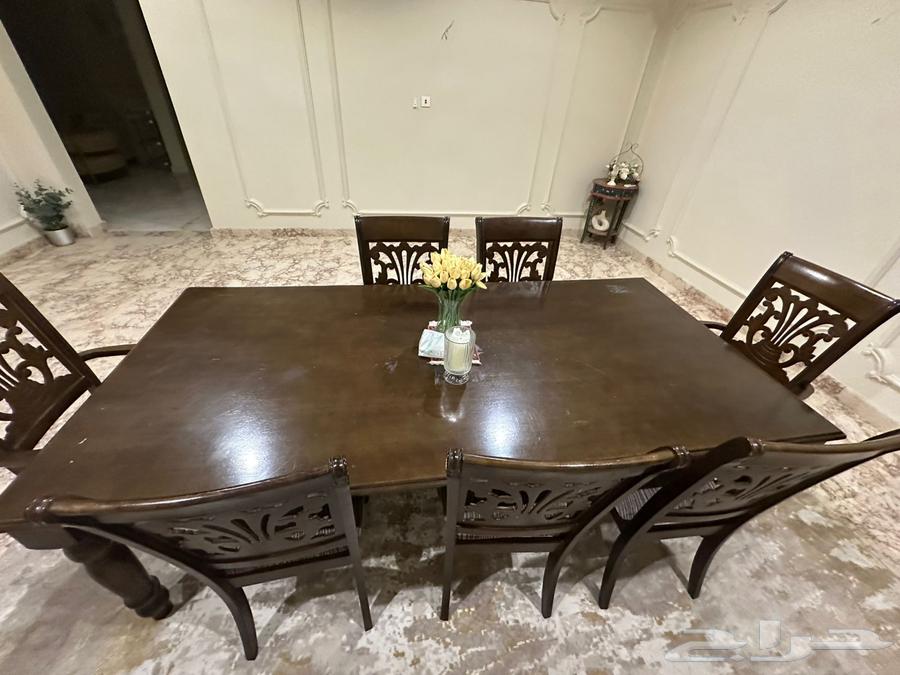 Dining table with 7 chairs64586650906113111