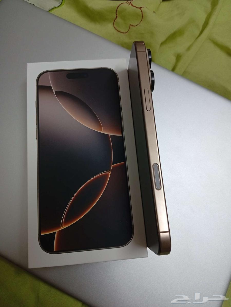 iPhone 16 Pro Max64589413522051112