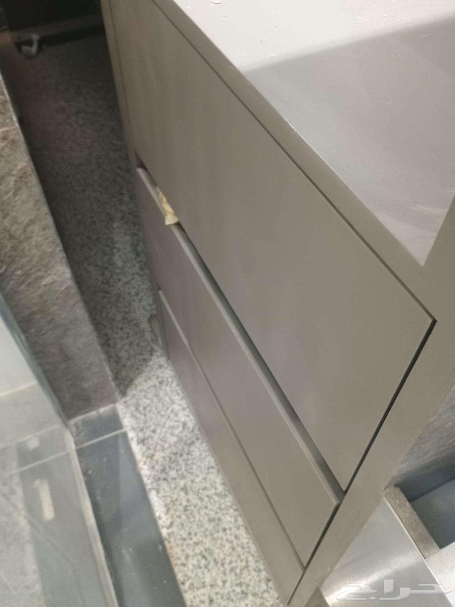 Reception table64590935194882113