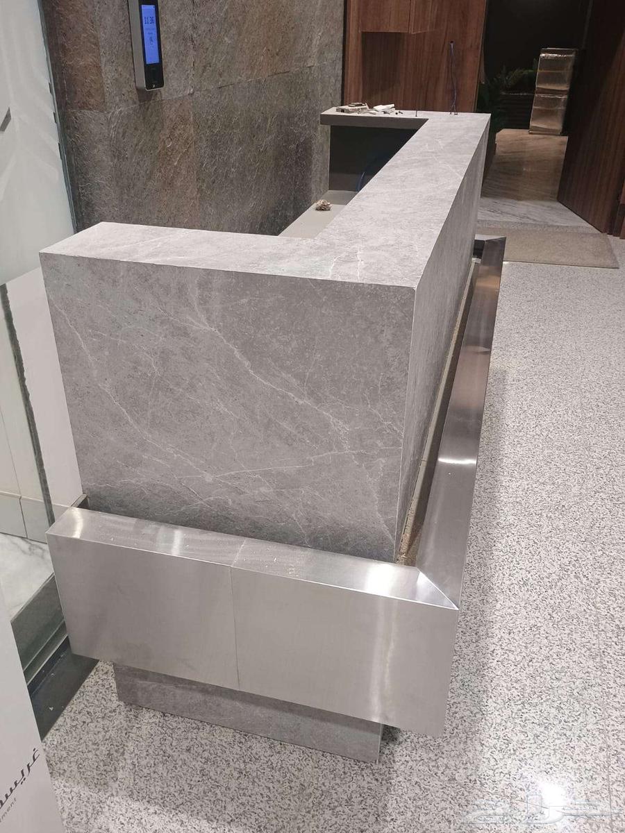 Reception table64590935194882111