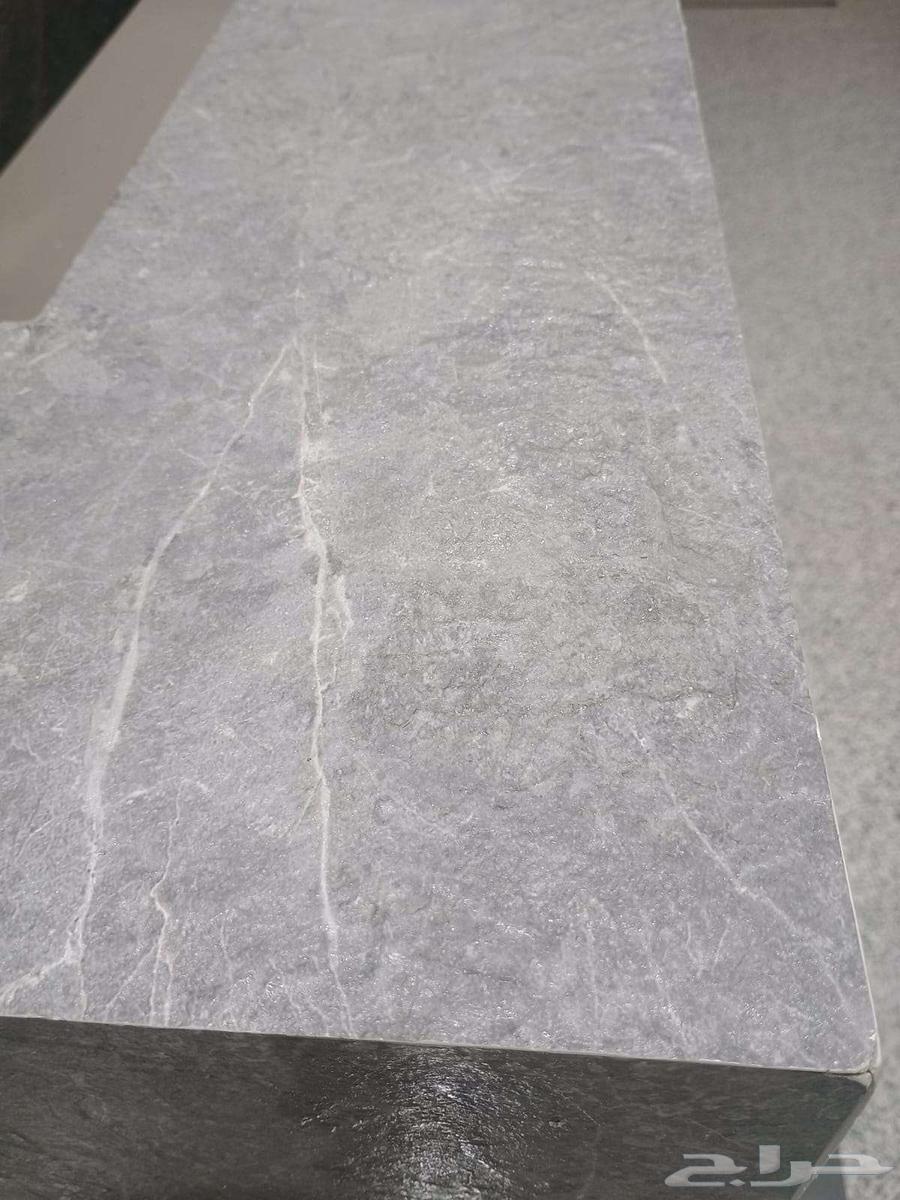 Reception table64590935194882114