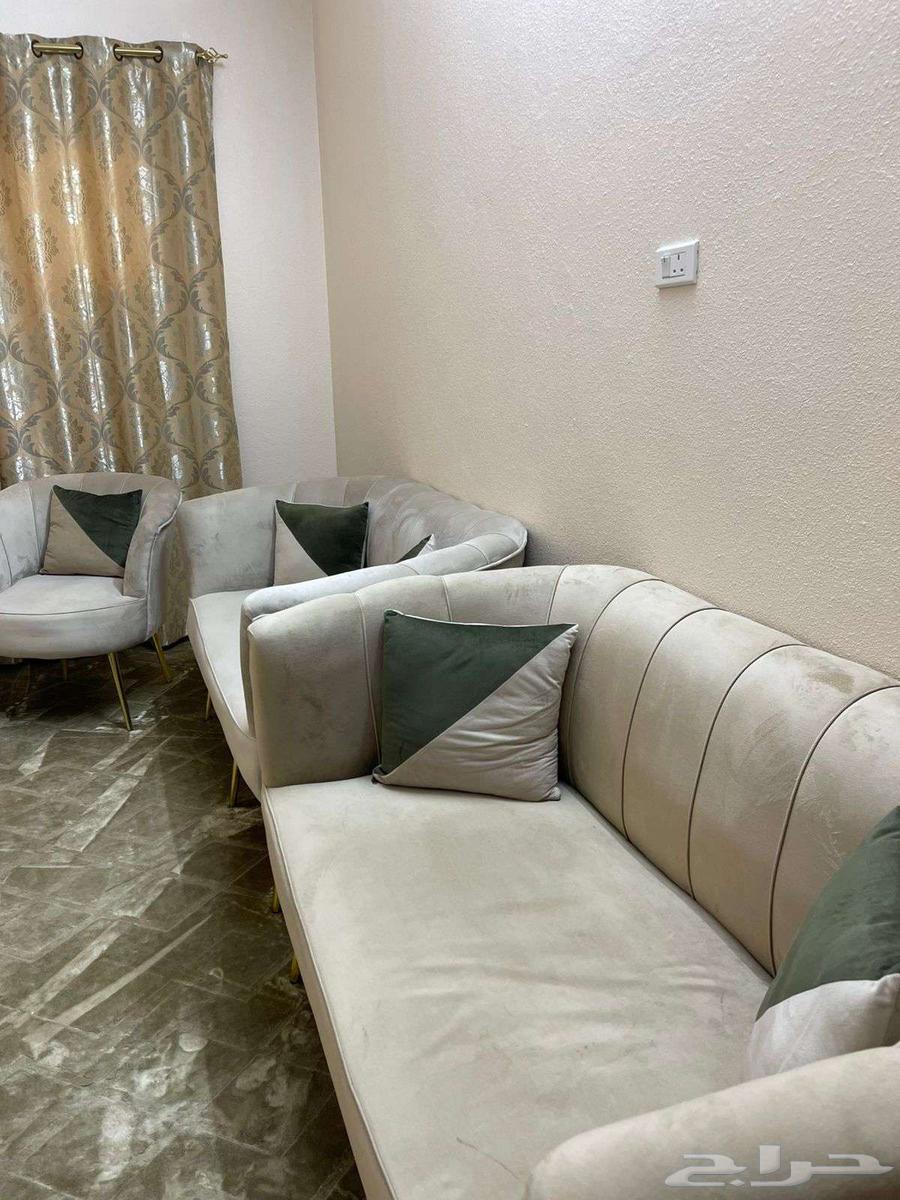 كنب وموكيت للبيع64591032446979110