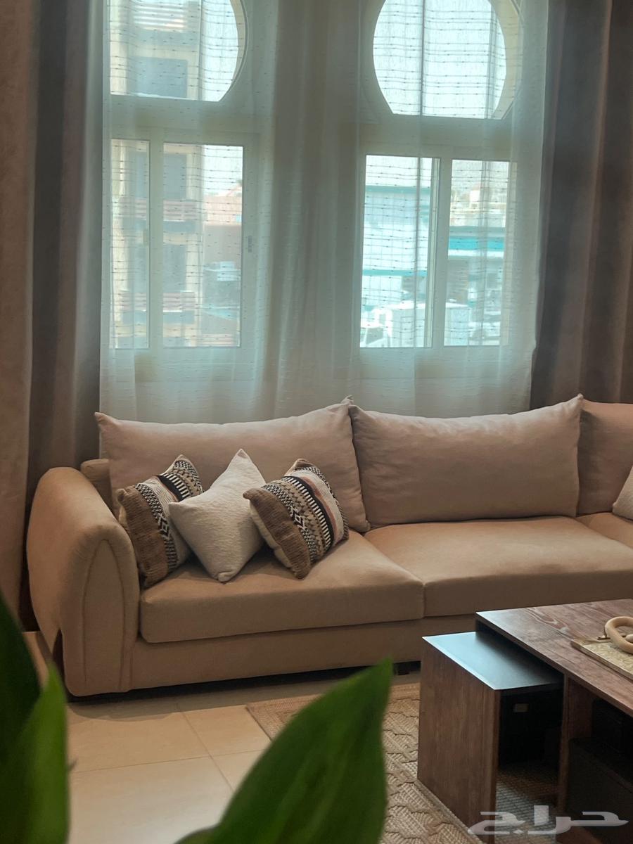 Semi-new large corner set with TV table and 3 center shelves64591358986627112