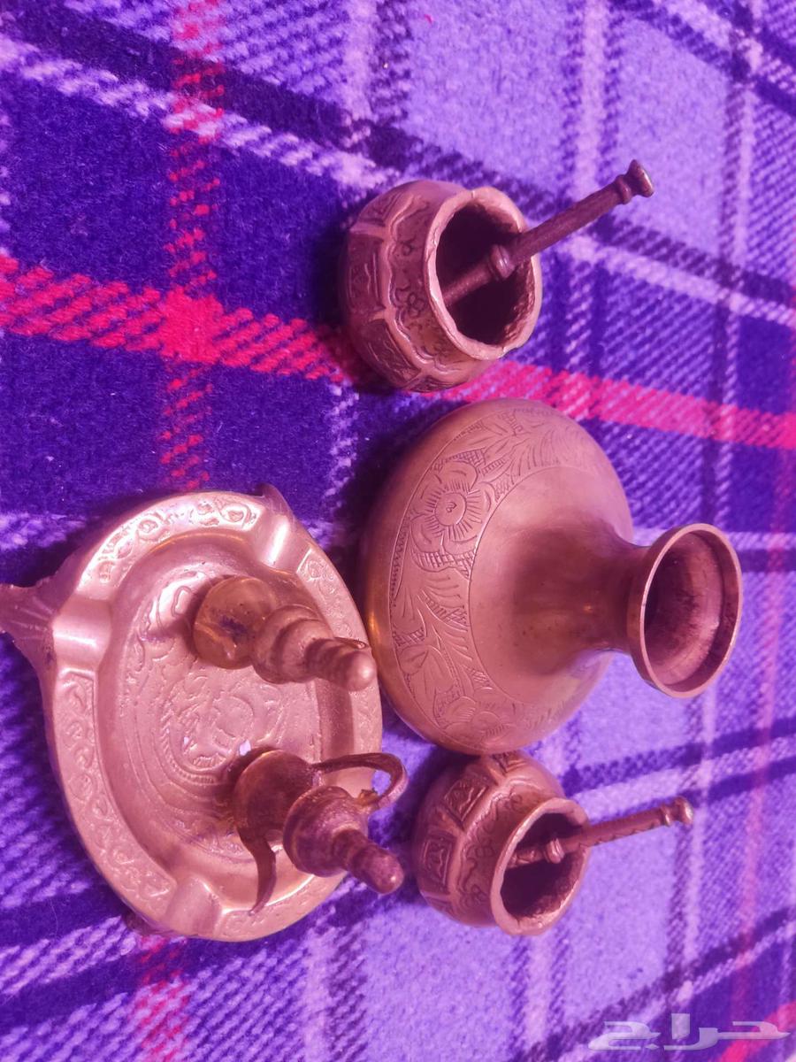 مجموعة من الأدوات النحاسية انتك قديم عمل يدوي64597298837379112