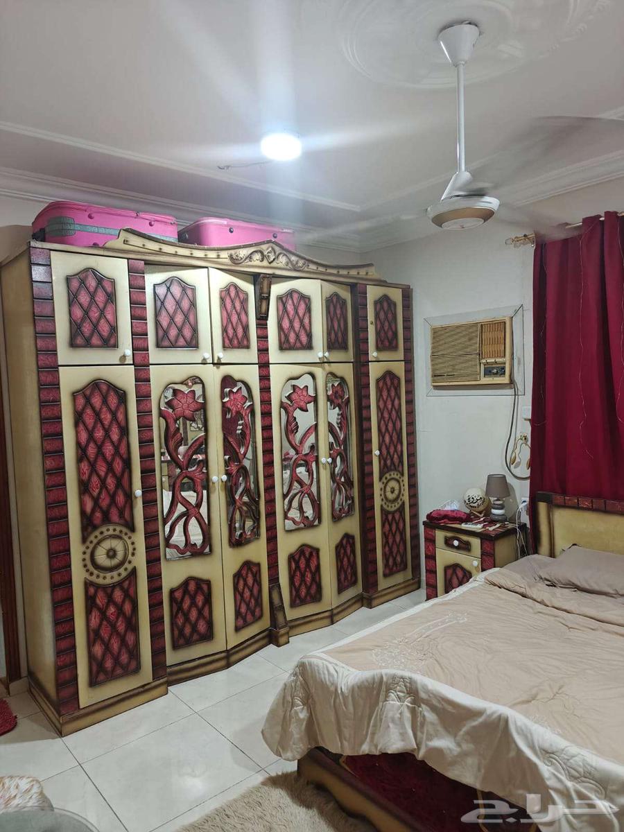 غرفة نوم مستعمله بحالو جيدة للبيع مكه64593986706177113