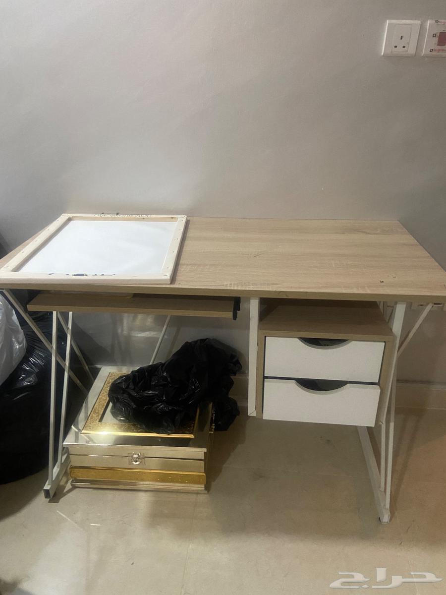 اثاث للبيع ب 250 فقط64594565116419114