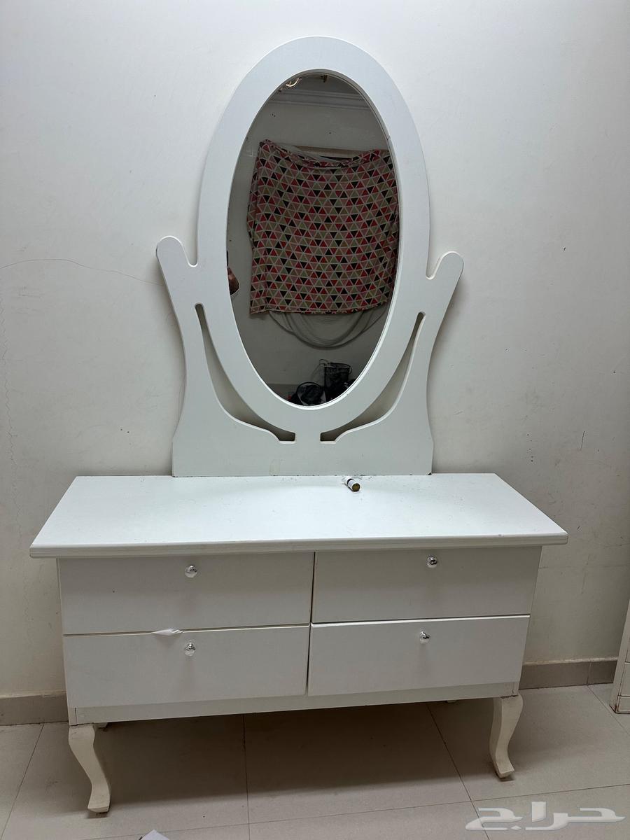 مكيف جينرال 24 بحالة جيدة   دولابين بحالة ممتاز تسريحة64594837807490112