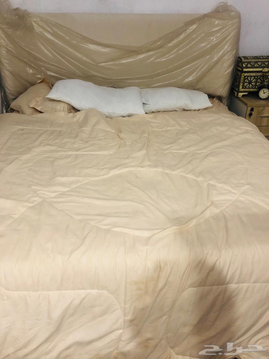 سرير كبير جديد مع المرتبه64595993305602113