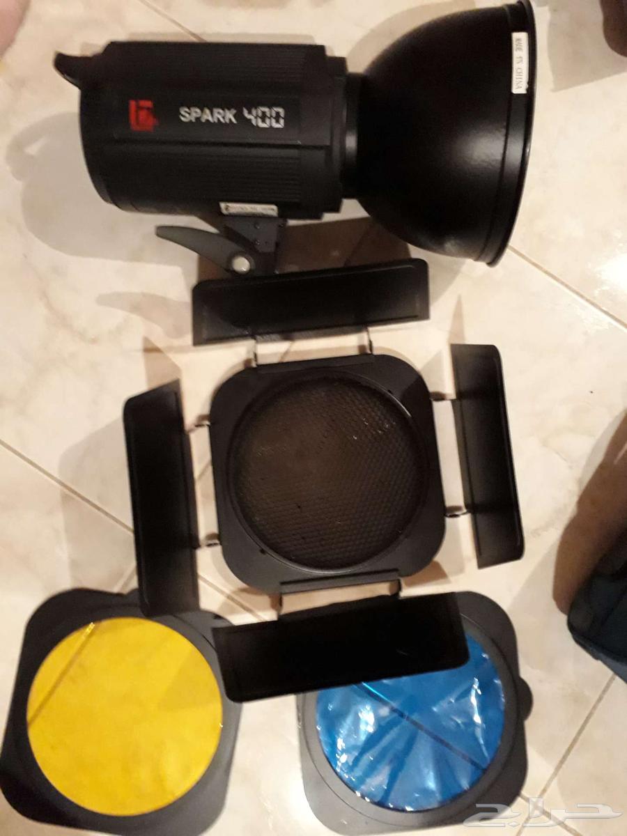 Flash and continuous photography lights64596427837185110