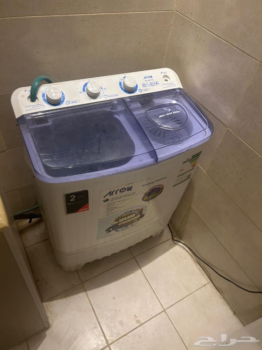 عندي مجموعة أثاث مستعمل بحالة ممتازة وأبغى أبيعها64597078312833111