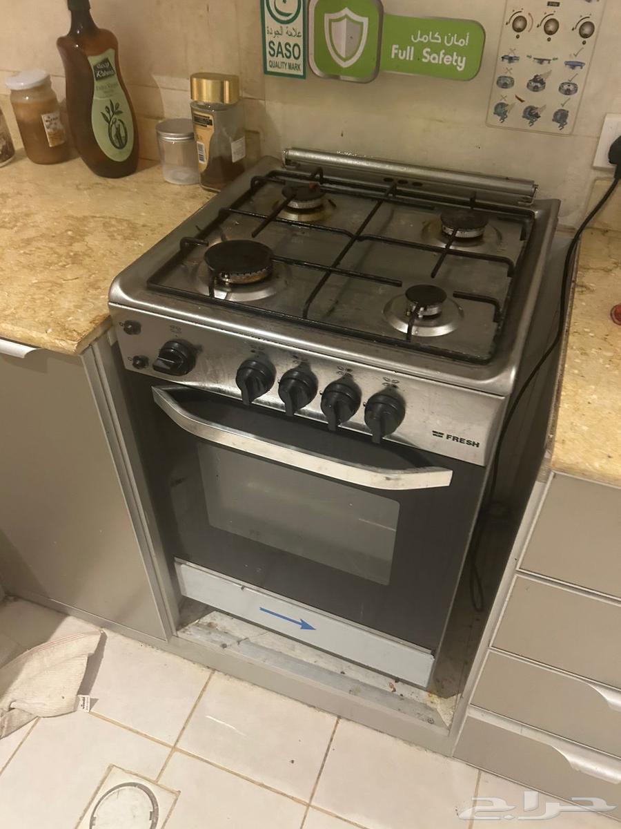 عندي مجموعة أثاث مستعمل بحالة ممتازة وأبغى أبيعها64597078312833110