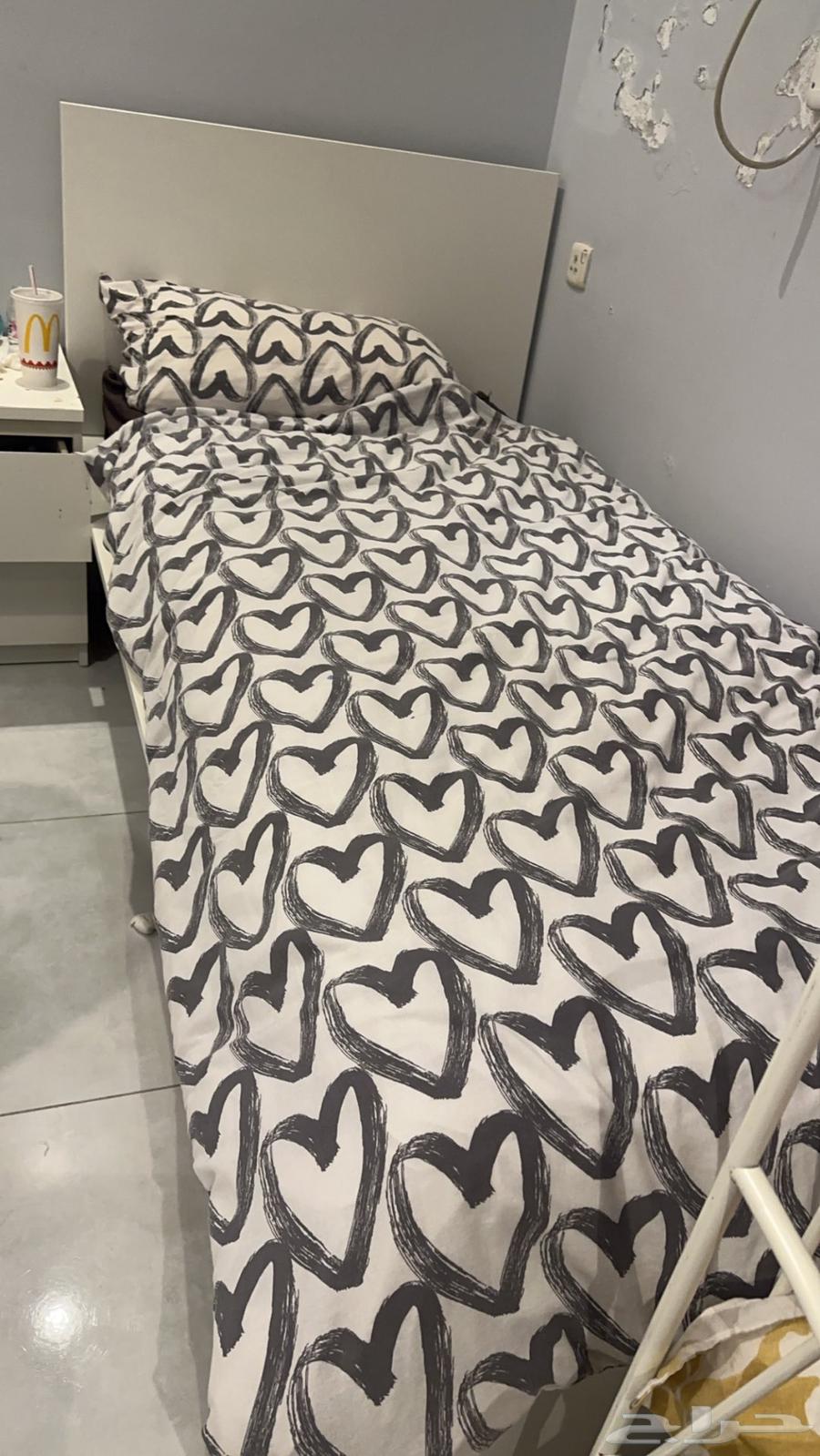 2 IKEA beds for sale, clean, width 90, length 2 meters64467158073217111