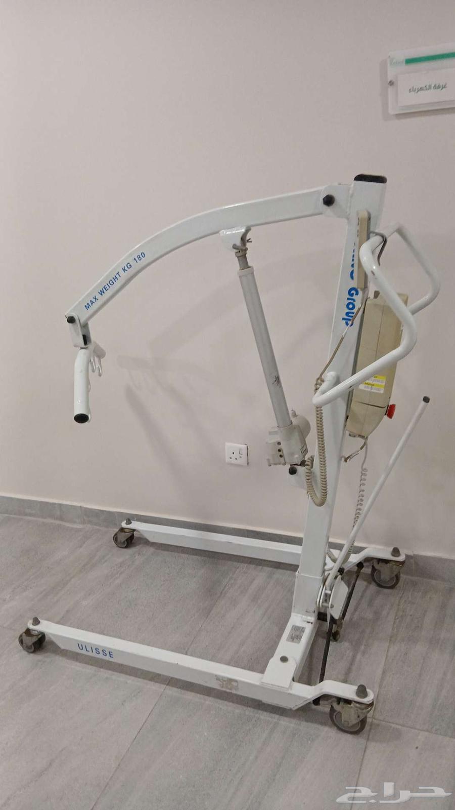 هذه رافعة مرضى كهربائية من طراز Antano64590039670529110