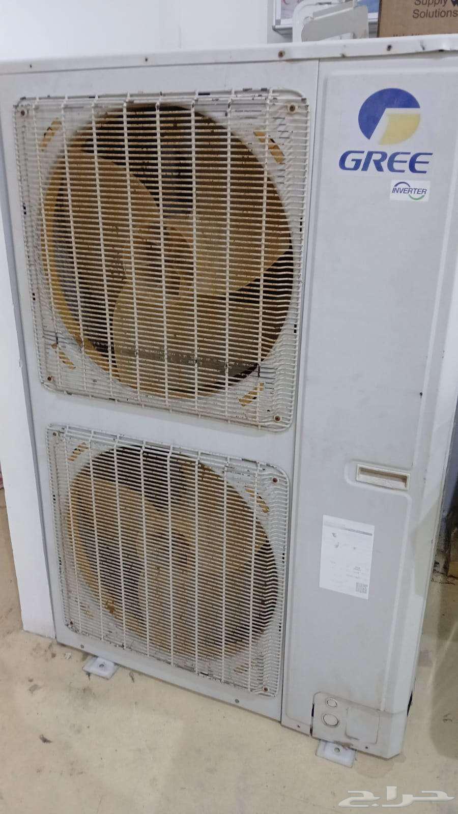 ثلاجات عرض عدد3 ومكيفات مركزية عدد2 مع وحدة التوزيع.64590983746689112