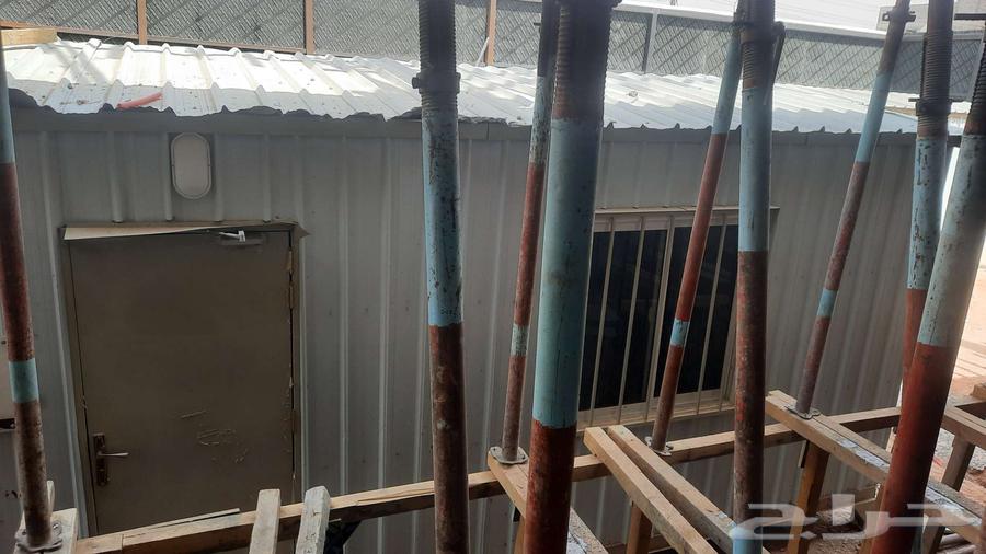 كرفان مكتبي جديد استعمال فتره بسيطه جدا 2 غرفه وبوفيه64590557855490114