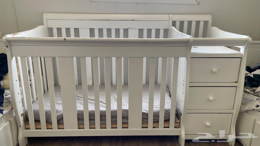 سرير اطفال وطاولة هوكي64590898606083110