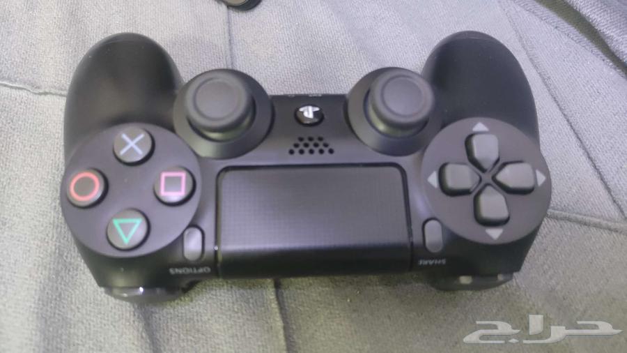 يد بلاستيشن 464596452687361111
